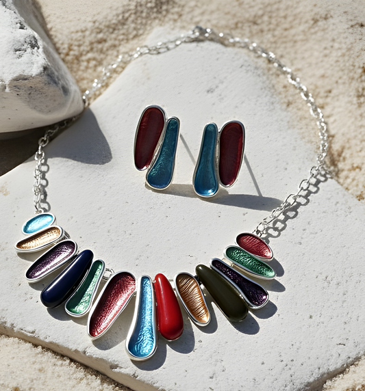 Blingss Exclusive Luxury Range Necklace Set For Ladies Anti Tarnish With Enamel Coating